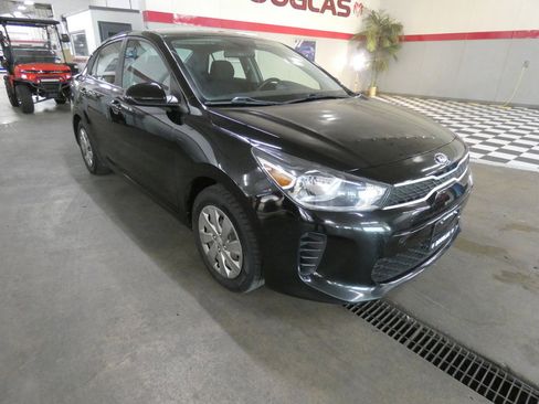 Used 2018 Kia Rio S image 6