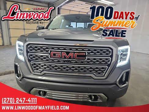 Used 2022 GMC Sierra 1500 Denali w/ Denali Reserve Package AWD/4WD image 3