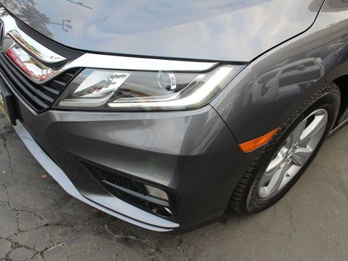 Used 2019 Honda Odyssey EX image 10