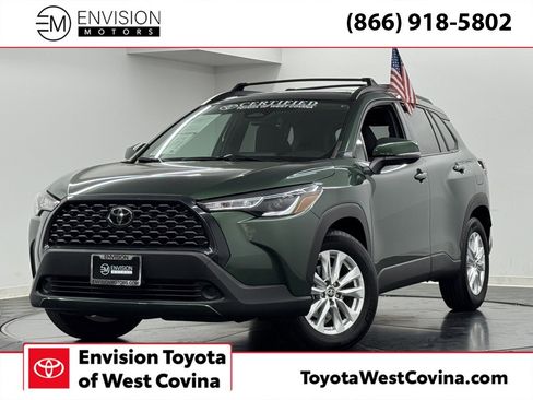 Used 2023 Toyota Corolla Cross LE image 1