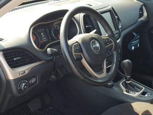 Used 2016 Jeep Cherokee 75th Anniversary AWD/4WD image 8