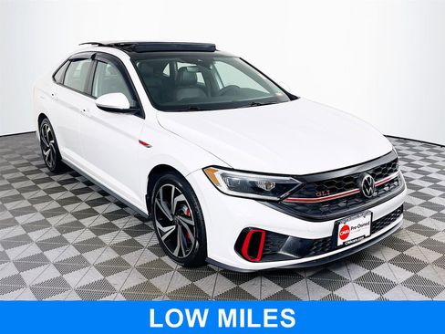 Used 2022 Volkswagen Jetta GLI Autobahn image 1