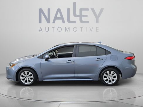Used 2023 Toyota Corolla LE FWD image 2