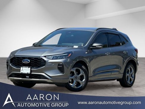 Used 2024 Ford Escape ST-Line w/ Tech Pack #1 FWD image 1