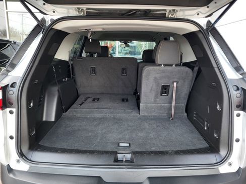 Used 2019 Chevrolet Traverse LS image 18