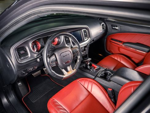 Used 2020 Dodge Charger SRT Hellcat w/ Harman/Kardon Audio Group image 21