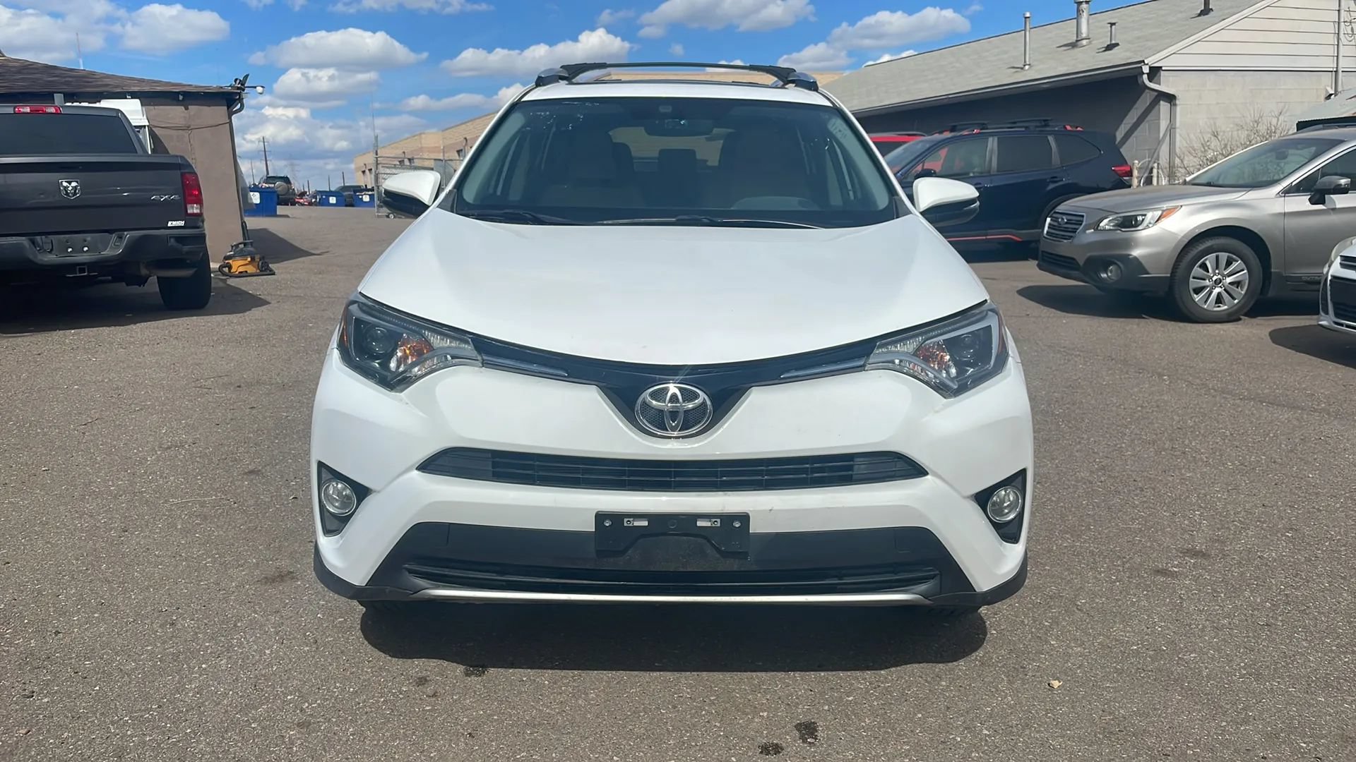 Used 2016 Toyota RAV4 XLE AWD/4WD image 2