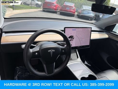 Used 2023 Tesla Model Y Long Range AWD/4WD image 24