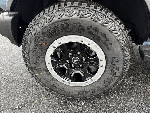 New 2025 Ford Bronco Base w/ Sasquatch Package image 11