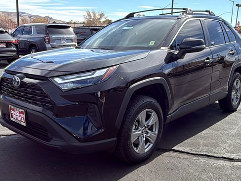 Certified 2024 Toyota RAV4 XLE image 7