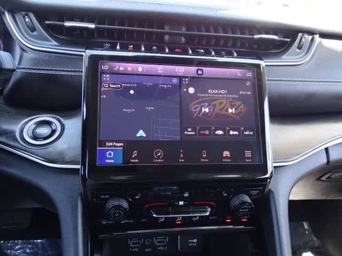 Used 2021 Jeep Grand Cherokee L Limited RWD image 28
