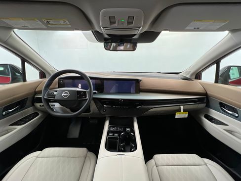 New 2026 Nissan Murano Platinum w/ Cargo Package AWD/4WD image 9