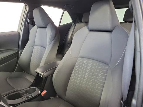 Used 2025 Toyota Corolla SE FWD image 20