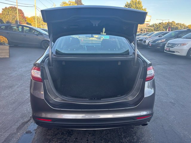 Used 2013 Ford Fusion SE FWD image 18