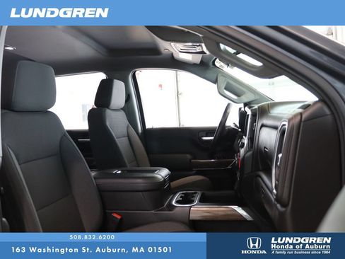 Used 2022 Chevrolet Silverado 1500 RST AWD/4WD image 16
