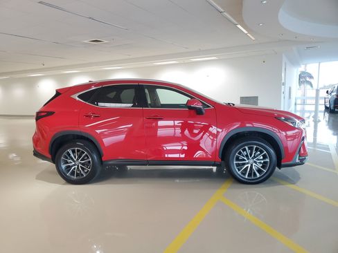 Certified 2025 Lexus NX 350 AWD w/ Premium Package image 11
