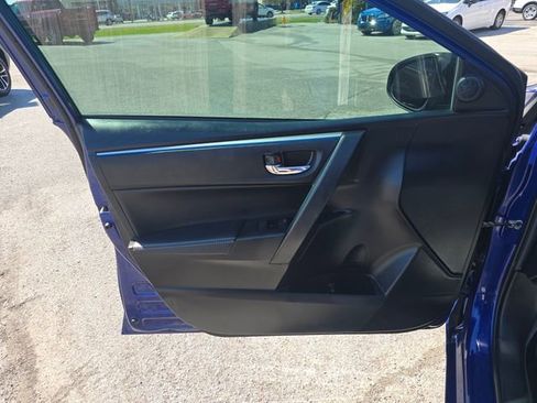 Used 2015 Toyota Corolla S image 11