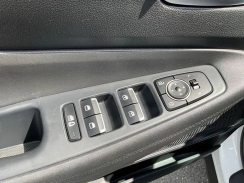 Used 2022 Hyundai Santa Fe SEL AWD/4WD image 11