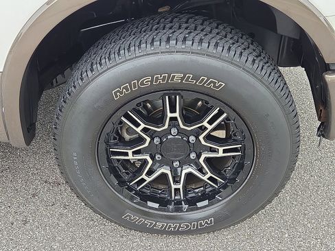 Used 2016 Ford F150 Lariat image 7