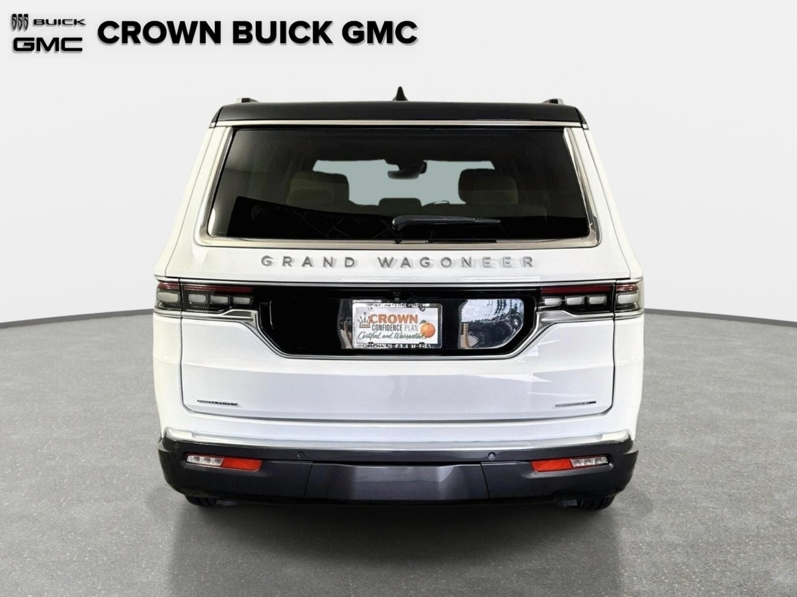Used 2022 Jeep Grand Wagoneer Series I AWD/4WD image 6