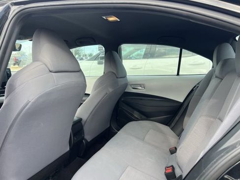 Used 2022 Toyota Corolla SE image 10