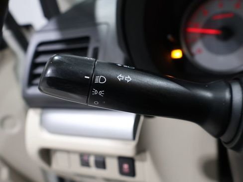 Used 2013 Subaru Impreza 2.0i Premium w/ Alloy Wheel Pkg + Moonroof image 32