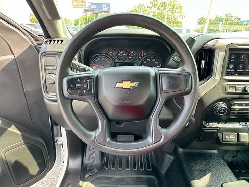 Used 2026 Chevrolet Silverado 1500 W/T RWD image 11