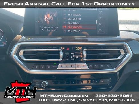 Used 2023 BMW X3 xDrive30i AWD/4WD image 12