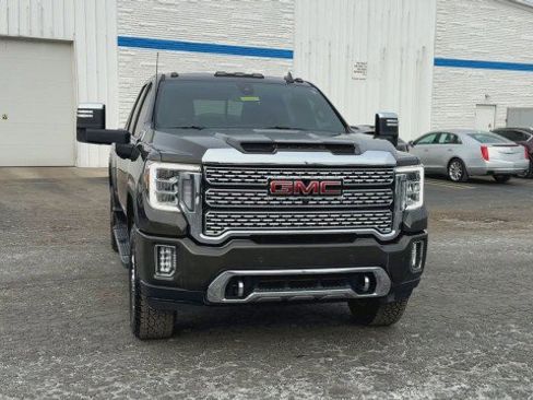 Certified 2022 GMC Sierra 2500 Denali image 3