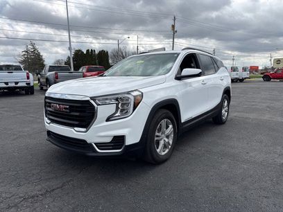 Used 2024 GMC Terrain SLE w/ Driver Convenience Package
