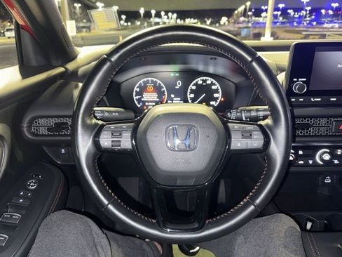 Used 2025 Honda HR-V Sport image 25