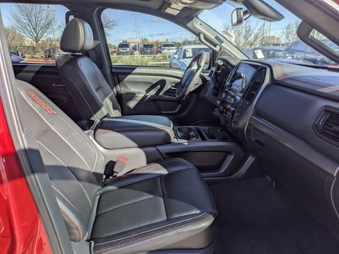 Used 2021 Nissan Titan PRO-4X w/ Pro-4x Convenience Package image 32