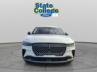 Used 2025 Lincoln Nautilus Premier video 2