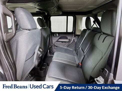 Used 2025 Jeep Wrangler Unlimited Sahara w/ Safety Group AWD/4WD image 25