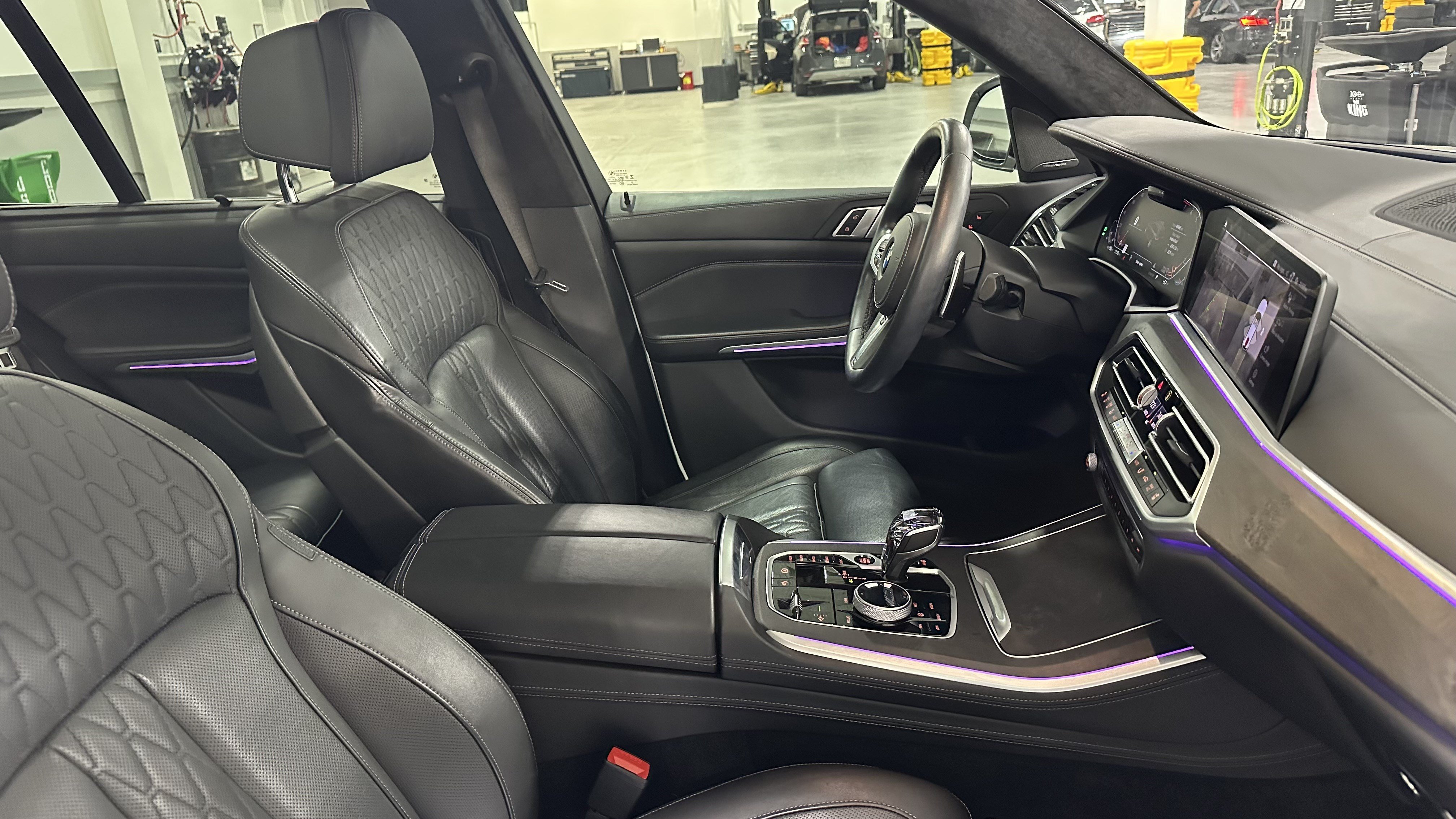 Used 2020 BMW X5 xDrive40i w/ M Sport Package AWD/4WD image 33