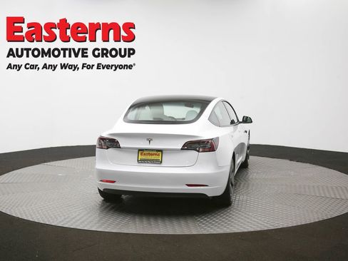 Used 2023 Tesla Model 3 Standard Range image 33