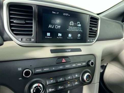 Used 2022 Kia Sportage Nightfall Edition image 25