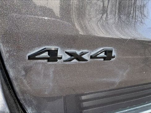 Used 2021 Jeep Grand Cherokee Laredo X image 34