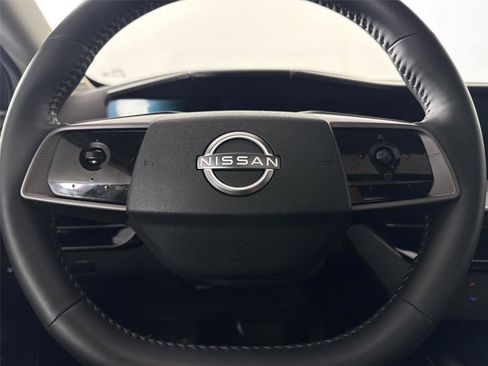 Used 2025 Nissan Murano SL AWD/4WD image 16