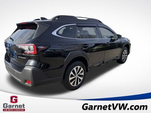 Used 2024 Subaru Outback 2.5i image 3