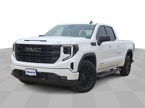 Used 2023 GMC Sierra 1500 Elevation w/ LPO, Elevation Black Package RWD image 4