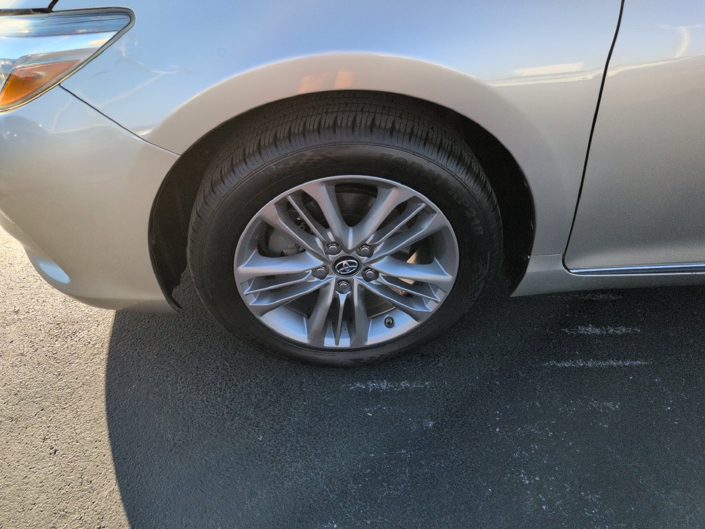 Used 2017 Toyota Camry SE FWD image 27