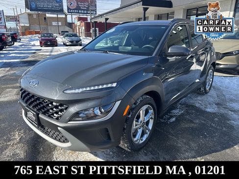 Used 2023 Hyundai Kona SEL image 3