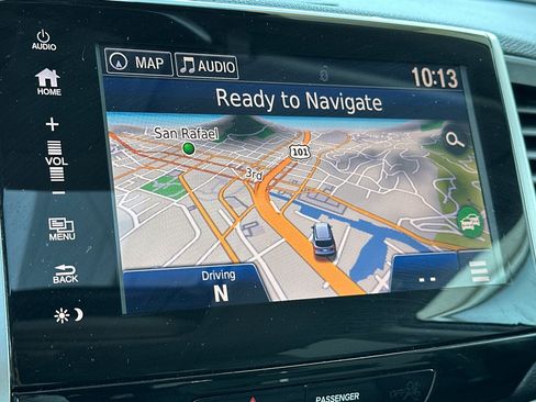 Used 2018 Honda Pilot Touring image 25
