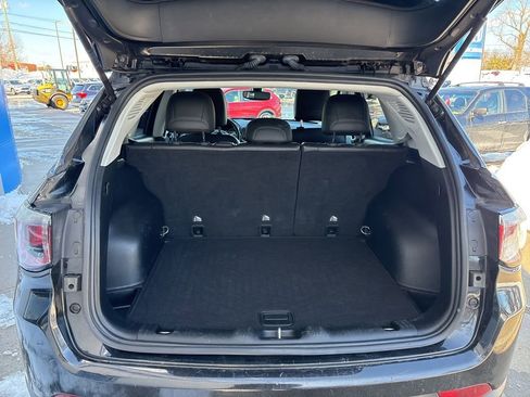 Used 2021 Jeep Compass Latitude image 29