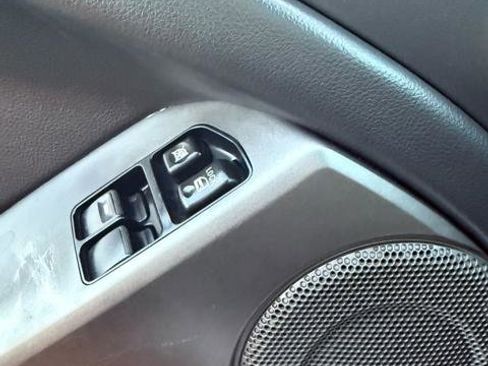 Used 2012 Mitsubishi Eclipse GS Sport image 15