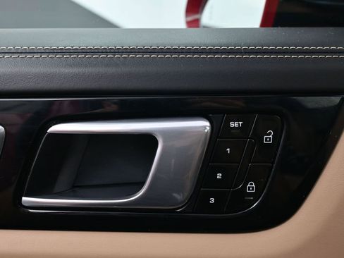 Certified 2021 Porsche Cayenne GTS AWD/4WD image 18
