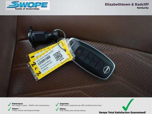 Used 2024 Nissan Pathfinder Platinum AWD/4WD image 33