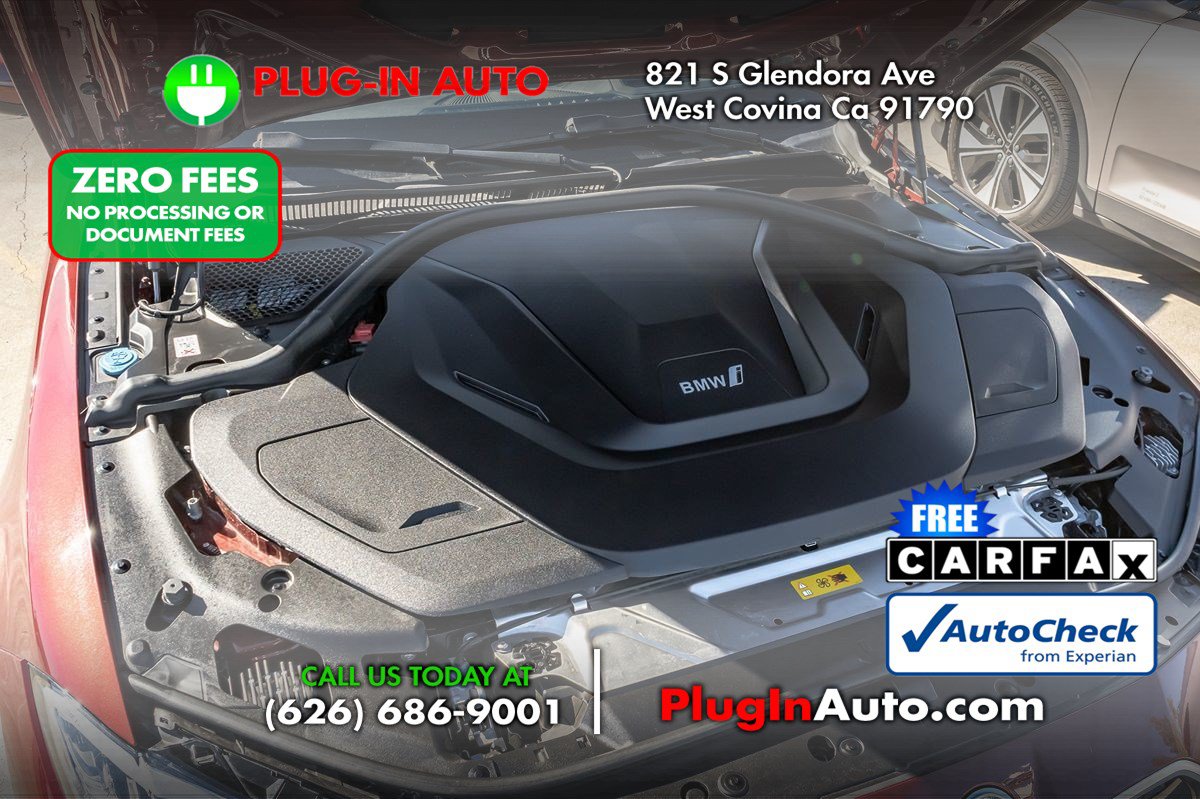 Used 2022 BMW i4 eDrive40 w/ M Sport Package RWD image 13