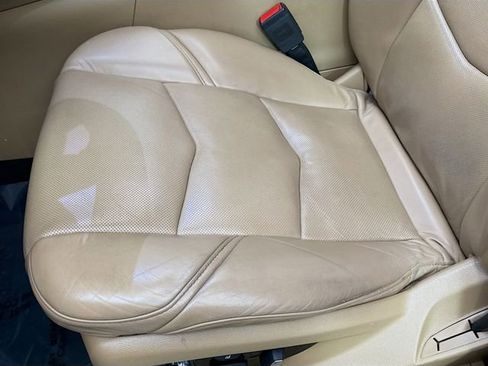 Used 2019 Cadillac Escalade Platinum image 22